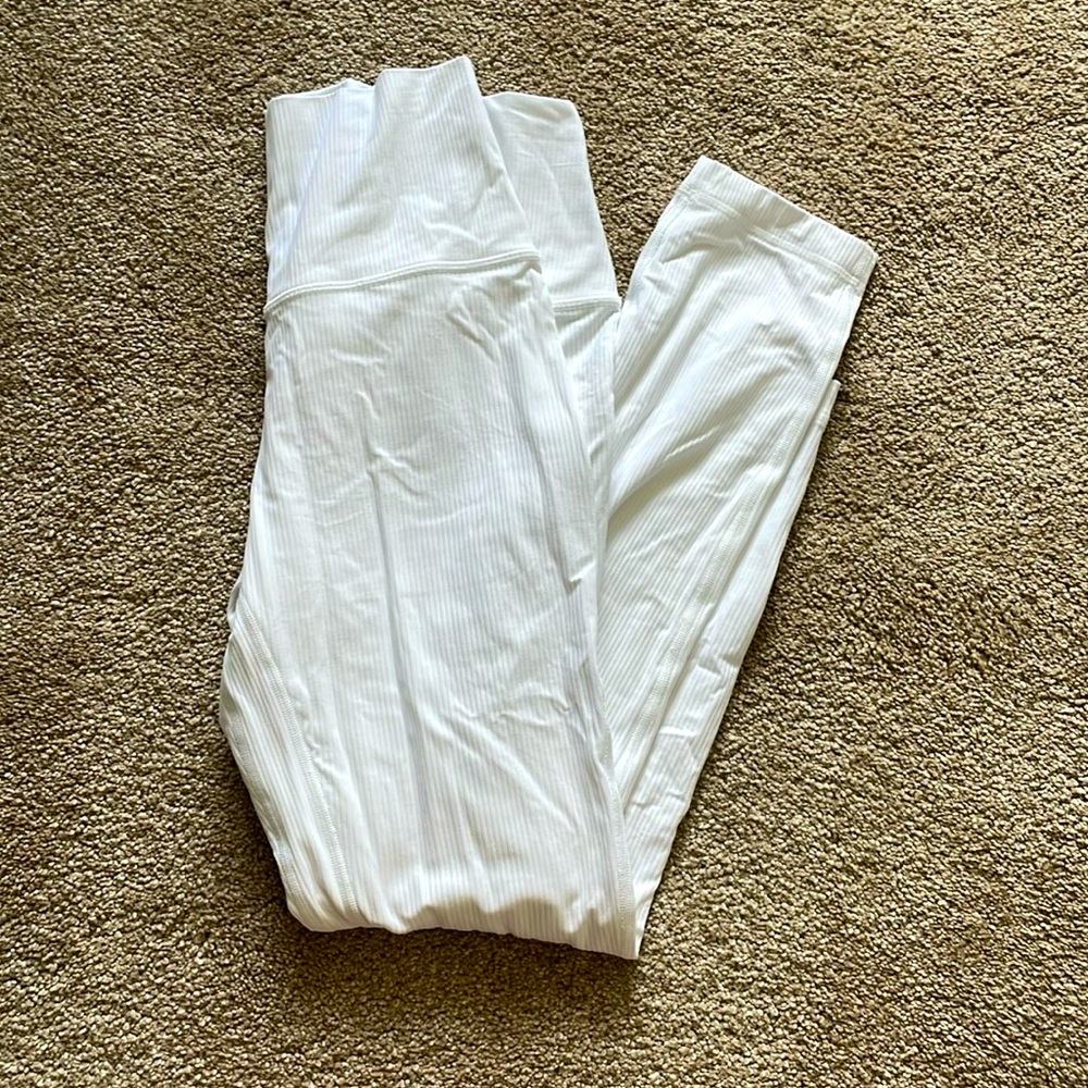Lullulemon ribbed align 25” leggings